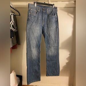 LEVIS NEVER WORN 32/32
